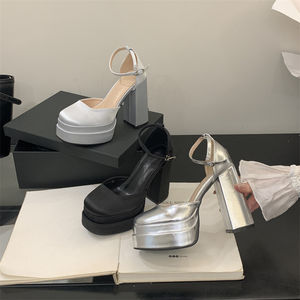 <span class=keywords><strong>Tacchi</strong></span> alti <span class=keywords><strong>bianchi</strong></span> 2025 da 12cm Super Sexy con plateau antiscivolo Mary Jane Peep Toe sandali traspiranti con zeppe per la festa estiva all'aperto - Product Image 5