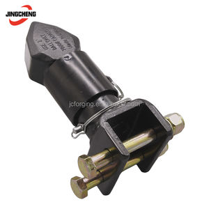 Coupleur de remorque réglable à montage sur canal de 7000 lb avec <span class=keywords><strong>attelage</strong></span> de suspension à billes de verrouillage facile à installer pour remorques - Product Image 2