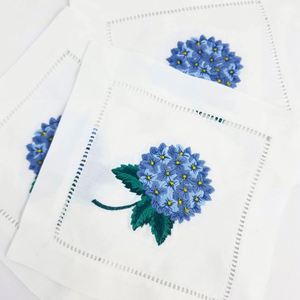 Sous-verre carré personnalisé brodé léger et réutilisable pour la décoration de table de mariage ou d'hôtel - Product Image 2