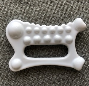 Masseur pour le visage en céramique blanche en forme de cœur guasha vertèbre cervicale en appuyant sur le massage en céramique gua sha - Product Image 3