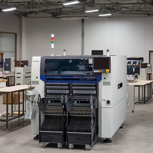 Máquina de Colocación de Componentes SMT de Venta Caliente de Morel Factory, Línea de Producción SMT, Alineación de Visión Multicabezal, Alimentador Múltiple SMT YRM20 - Product Image 2