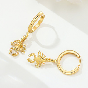 Nuevo diseño original, pendientes de escorpión de cobre blanco, diseño exclusivo, pendientes de lujo modernos y asequibles para mujer - Product Image 4