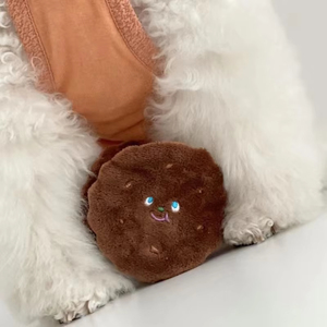 Juguete interactivo de peluche para perros, estilo galleta marrón, con sonido, para ocultar comida, juguete suave para masticar, para perros, para jugar a las buscas. - Product Image 4
