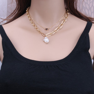 Joyería Transfronteriza Europea y Americana, Collar de Perlas Barrocas con Corazón, Juego de Dos Piezas en Oro, para Uso Diario - Product Image 2