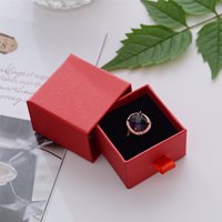 Boîte à bijoux en carton kraft brun carré de haute qualité, faite à la main, avec logo personnalisé, pour bracelet, bague, boucles d'oreilles