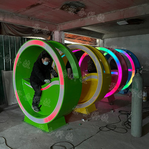 Fuente Interactiva de Pedales, Material ABS Ecológico, Fuente Comercial para Parques, 110-230V, Diseño Contemporáneo - Product Image 1