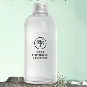 Aceite Aromático para Todas las Estaciones, 300 ml, Notas Frescas, Ambientador para el Hogar, Dormitorio y Auto - Product Image 1