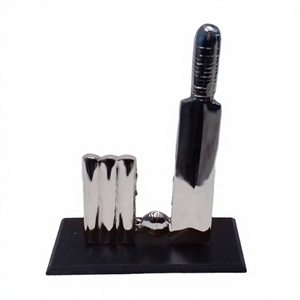 Decoración de escritorio de oficina Artesanía de metal Bola de murciélago de aluminio y tocones Objeto decorativo interior Negocios Novedad Regalos Ideas - Product Image 1