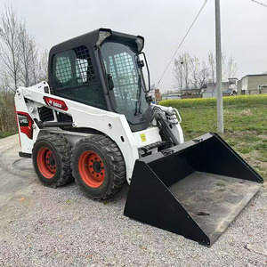 Chargeuse compacte Bobcat S450 d'occasion de haute qualité avec godet à vendre à prix abordable - Product Image 4