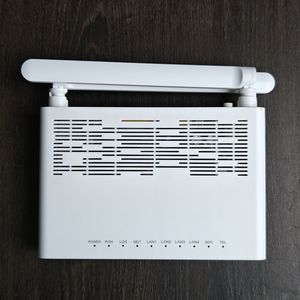 เราเตอร์ไฟเบอร์ออปติก Zikun ZC-521X6H XPON ONU FTTH UPC 4GE 1POTS 2USB AX3000 Mesh 2.4G 5G Dual Band WiFi - Product Image 5