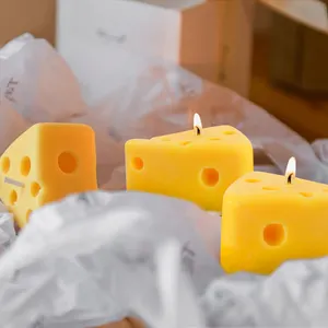 Fragranza ispirata al cibo con candela profumata a forma di formaggio creativo fatto a forma di cera di soia per feste natalizie regalo all'ingrosso