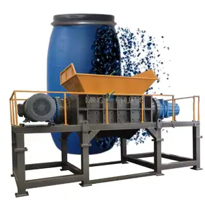A one-person plastic bucket and trash can dual-shaft shredder with a 10-meter-long feeding conveyor belt