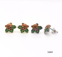 Boucles d'oreilles clous en argent 925 plaqué or Hongqi Holly Bear avec zircon serti clos, design mignon pour cadeau de fête et d'anniversaire