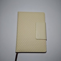 Caderno Promocional A5 em Couro PU Bege com Padrão Trançado e Fecho Magnético, Logotipo Personalizado para Presente de Escritório