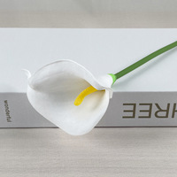 Fleur artificielle de lys calla en PU de haute qualité, tige unique, mini-fleur pour la décoration du Nouvel An à la maison, vente en gros Shandong