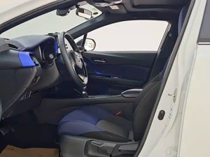 Voiture Toyo-ta 2018 Coches usados 2.0L 171Ps CVT Caja de cambios Pequeño SUV Coche C H R Viaturas Usadas con asiento de tela Neumático R17 - Product Image 5