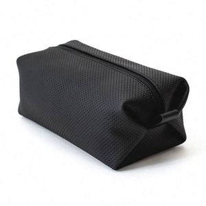 Sac de voyage sportif en polyester avec fermeture éclair, organiseur de voyage, échantillon gratuit de cosmétiques - Product Image 5
