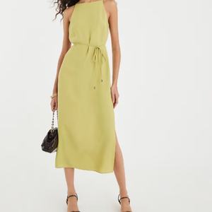 เดรสยาวสีเขียวผูกเอว ทรงลำลองสไตล์โบฮีเมียน ลายทอ เอวยางยืด ระบายอากาศได้ดี เป็นมิตรกับสิ่งแวดล้อม เหมาะสำหรับฤดูใบไม้ร่วง - Product Image 1