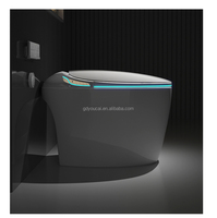 Toilette intelligente avec bidet et télécommande en céramique Lavage intelligent automatique à eau Toilette intelligente de luxe pour salle de bain