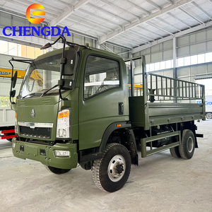 Camion utilitaire léger Sinotruck <span class=keywords><strong>4x4</strong></span> 4 roues motrices 116 ch 5/8 tonnes 6 roues Howo Van avec ridelles pour le transport de marchandises en Guyana - Product Image 1