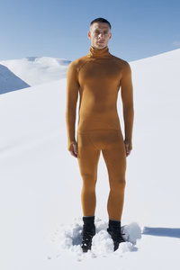 Set di Maglie Termiche a Collo Alto in Lana Merino Superfine per Uomo, Personalizzabile, Ultra-Morbido, a Maniche Lunghe per Sci in Climi Estremamente Freddi - Product Image 3