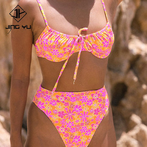 Nuevo conjunto de bikini con estampado floral pequeño de estilo europeo y americano, conjunto de traje de baño de nailon ecológico personalizado con cordón ajustable. - Product Image 5