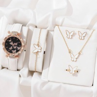 Set Perhiasan Wanita 5PCS: Jam Tangan, Cincin Kupu-kupu, Kalung, Anting, Jam Tangan Berlian Hati, dan Gelang Kasual