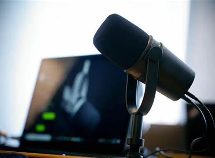 Microphone dynamique MV7 pour le streaming, les jeux, le studio, le microphone d'ordinateur USB, microphone professionnel XLR de haute qualité