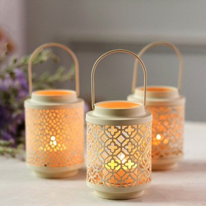 Portacandele in Ferro Stile Vintage, Lanterna Traforata per Decorazione da Tavolo - Product Image 2