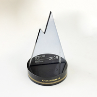 MH-MJ0338 trophée semi transparente noire en forme de montagne personnalisée