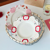 Céramique Adorable Assiette à dîner Girly peinte à la main Plat en céramique souple Conception de fruits de dessin animé Assiette en céramique personnalisée