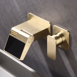 Grifo de lavabo de pared monomando de cobre puro de lujo ligero con pantalla digital, para agua fría y caliente, tipo cascada, de cerámica - Product Image 2