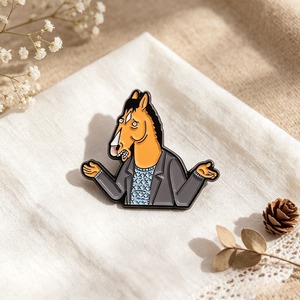 Broche en émail <span class=keywords><strong>BoJack</strong></span> Horseman en alliage de zinc, motif cheval de dessin animé, épinglette pour sac à dos et chapeau, badge de bijoux amusant sur le thème de l'anime - Product Image 2
