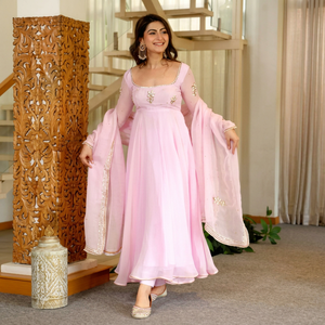 Conjunto de Kurti Anarkali Rosa Bordado para Mujer, Vestido de Manga Larga con Dupatta, Estampado Floral, para Fiestas - Product Image 1
