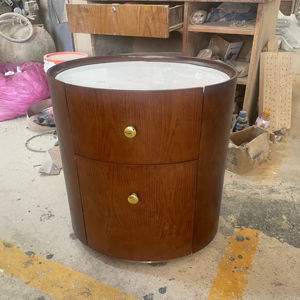 Table de chevet populaire faite à la main, style moderne et luxueux, en bois massif durable, multifonctionnelle pour chambre et salon, avec 2 tiroirs - Product Image 1