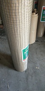 <span class=keywords><strong>Cage</strong></span> à oiseaux en treillis métallique en fer galvanisé à chaud Price1.0mm 1/2 ''x1/2'' treillis métallique soudé pour clôture - Product Image 6