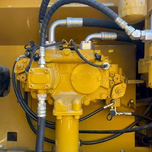 Excavadora Caterpillar 325D2L de alta calidad en venta, motor CAT original, solo 300 horas de trabajo - Product Image 2