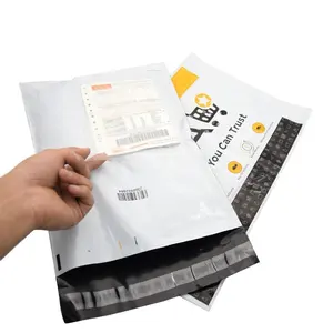 Fashion Biodegradable PE Handle Shipping Bag Custom Size Poly Mailer for Eco Logistics Courier Mailing with Paper Window Pocket