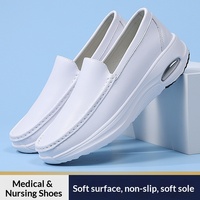 Nouvelles Chaussures d'Infirmier pour Hommes avec Coussin d'Air, Confortables, Semelles Souples Anti-Fatigue, Modèle à Enfiler, Solides, Antidérapantes, Respirantes, Durables, pour Hôpital