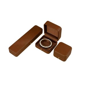 Eco-Friendly Recyclable Jewelry <b>Box</b> <b>Magnetic</b> Closure Custom Logo Packaging <b>Box</b> Four-Color Printing Hot Stamping Gift <b>Box</b> - Product Image 1
