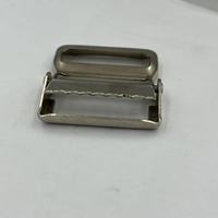 Boucle de ceinture de golf en alliage de zinc avec logo personnalisable et design sur mesure - Durable et portable pour une utilisation en extérieur