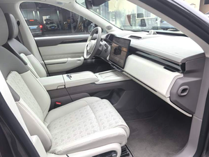 2025 Zeekr 7X Elektro-SUV 5-Türer 5-Sitzer 4WD Langstreckenmodell 705KM 210km/h Höchstgeschwindigkeit Gebrauchtwagen - Product Image 5