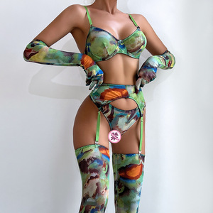 Conjunto de Lencería Sexy de 4 Piezas con Encaje y Tie Dye de King Mcgreen Star, Ropa Interior Erótica con Guantes Transparentes de Malla y Control Ligero - Product Image 5