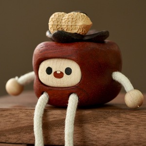 หยี่เถา ตุ๊กตาไม้พะยูงสีแดง ของตกแต่งแขวนสำหรับตกแต่งบ้าน ของขวัญปีใหม่ - Product Image 3