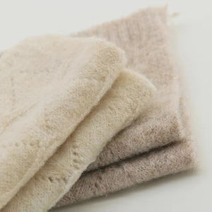 Vente <span class=keywords><strong>en</strong></span> gros 14 NM/1 Floral Fleece Mohair Yarn 7% Merino Wool 8% Anti-Pilling Acrylique 45% Reced Polyester 37% Performance Mesh 3% Frame - Product Image 4