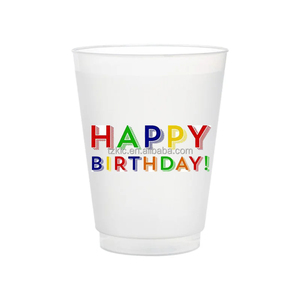 Taza de fiesta de <span class=keywords><strong>feliz</strong></span> <span class=keywords><strong>cumpleaños</strong></span> transparente personalizada colecciones inclinadas Leprechauns Frost Flex Cup 16oz - Product Image 1