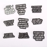 Pin de esmalte sarcástico de humor negro en inglés, insignias llamativas con frases picantes, accesorios