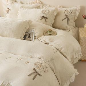 Juego de colcha de terciopelo Juego de funda nórdica de lujo Invierno PARA USO HOTELERO - Product Image 2