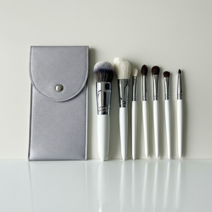 7pcs Goat Synthetic Hair Makeup Brush Set Wood Handle Travel Mini Face Eye Powder <b>Blush</b> Eyeshadow Cosmetic Brushes Kit - Product Image 1
