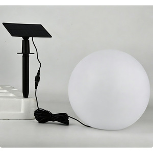 ไฟสนามหญ้า LED กลางแจ้ง แบตเตอรี่แบบชาร์จไฟได้ รีโมทคอนโทรล ตัวเครื่องพลาสติกกันน้ำ 12V DC อายุการใช้งาน 50000 ชั่วโมง - Product Image 5